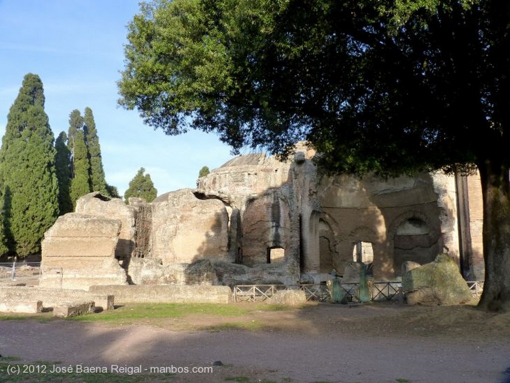 Villa Adriana
Dalla splendida luce
Roma