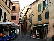 Piazza Umberto I, Nemi, Italia