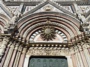 Fachada del Duomo, Siena, Italia