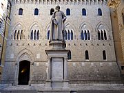 Piazza Salimbeni, Siena, Italia