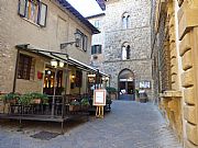 Via di Castello, Volterra, Italia