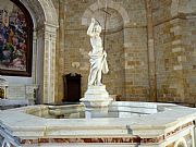 Baptisterio de San Giovanni, Volterra, Italia