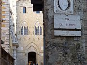 Via dei Termini, Siena, Italia