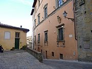 Via di Sotto, Volterra, Italia