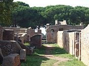 Via de la Palestra , Ostia Antica, Italia