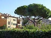 Piazza di San Domenico, Siena, Italia