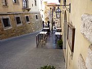 Via del Teatro, Montepulciano, Italia