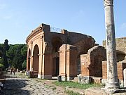 Decumano Massimo, Ostia Antica, Italia