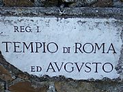 Templo de Roma y Augusto, Ostia Antica, Italia