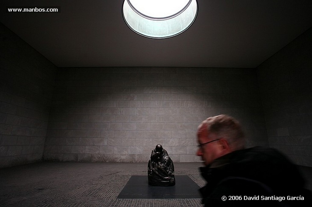 Berlin
Neue wache
Berlin