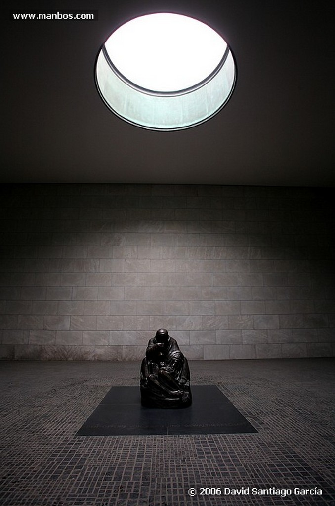 Berlin
Neue wache
Berlin