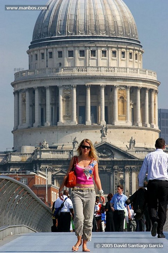 Foto de Londres, Millenium Bridge, Reino Unido - MILLENIUM BRIDGE Y ST PAUL´S CATHEDRAL