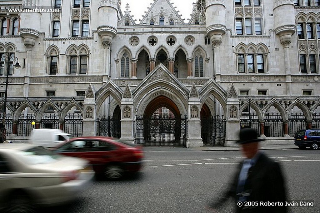 Londres
ROYAL COURTS OF JUSTICE
Londres