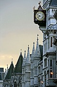 Justice Court, Londres, Reino Unido