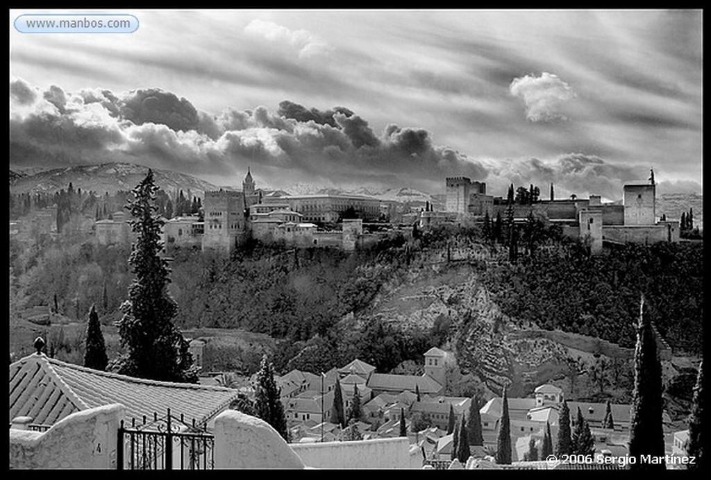 Granada
Alberca reflejo de arcos
Granada