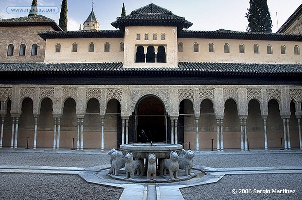 Granada
Leyendo mirando
Granada