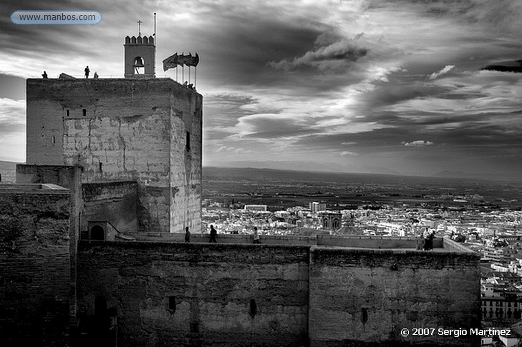 Granada
Tres o seis hombres
Granada