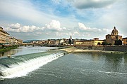 Rio Arno, Florencia, Italia